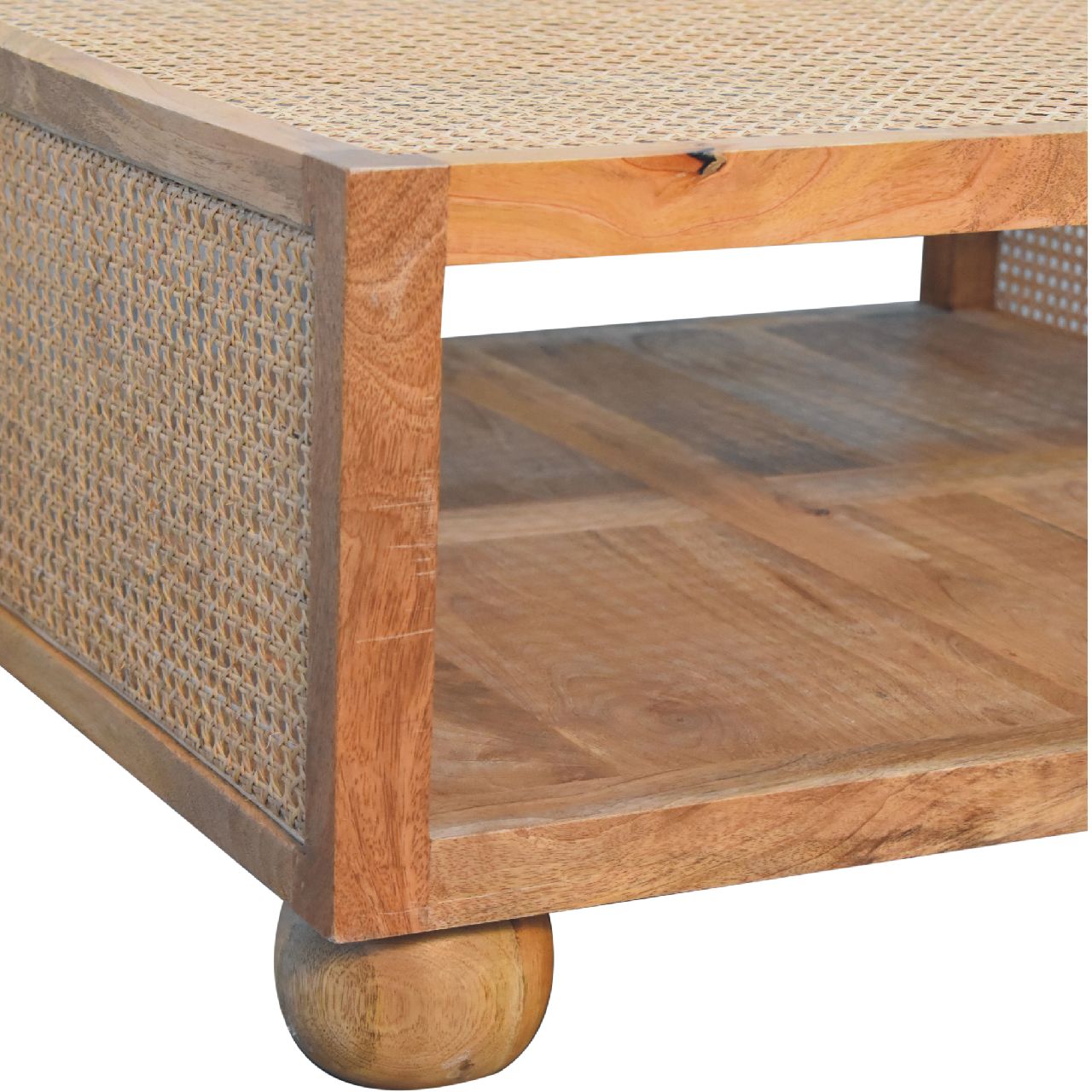 in3464 large rattan coffee table